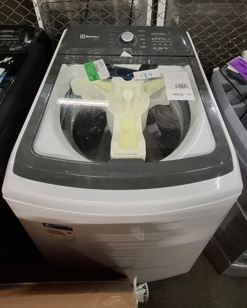 LAVADORA 18 KG ELECTROLUX LEE18 220V BRANCA