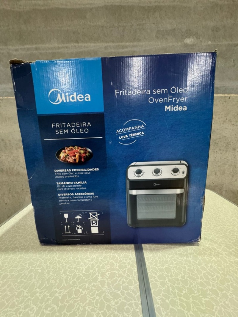 Fritadeira Air Fryer 12L Midea Oven FFA20P2 Preta 220V