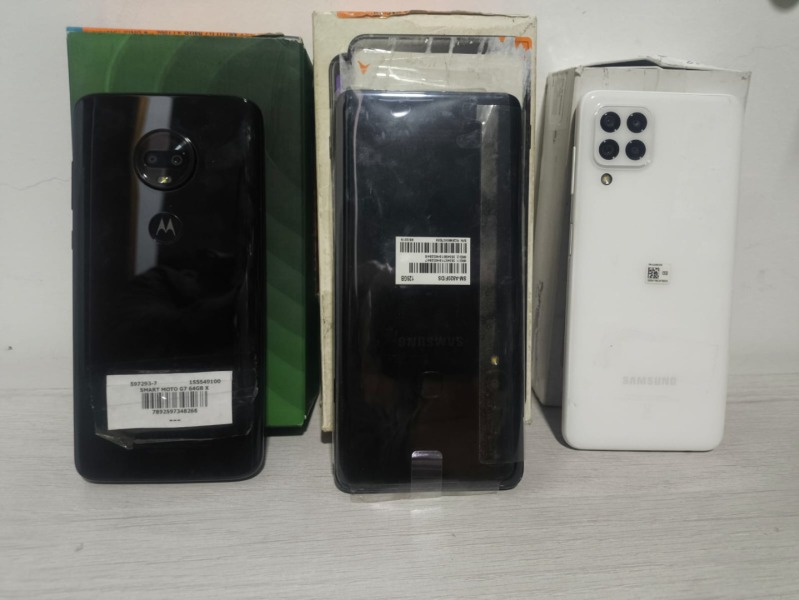 SMARTPHONES - 01 SAMSUNG A9 - 01 MOTOROLA MOTO G7 - 01 SAMSUNG A22