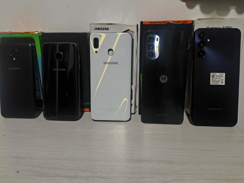 SMARTPHONES - 01 MOTOROLA G82 - 01 SAMSUNG A05S - 01 SAMSUNG GALAXY S7 - 01 LENOVO VIBE C2 - 01 SAMSUNG A30