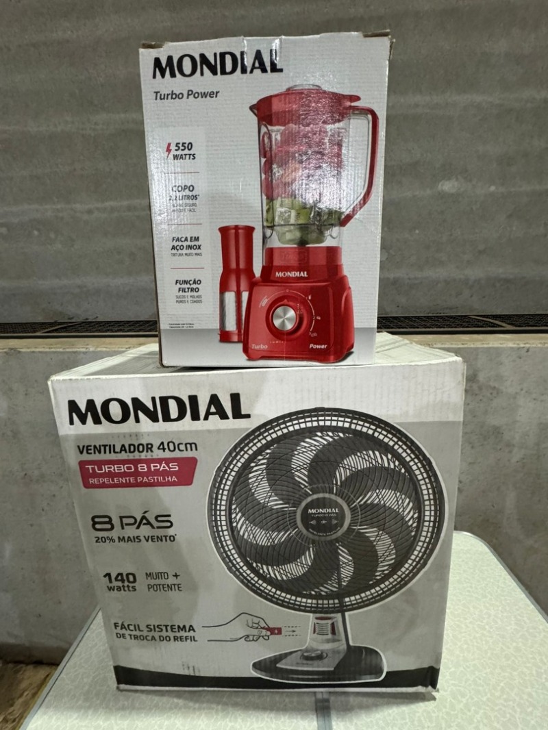 Ventilador De Mesa Mondial Vtx-40-8p-RP Super Turbo 40cm 110v + Liquidificador Mondial Turbo Power L-99 com jarra de SAN 220V preto