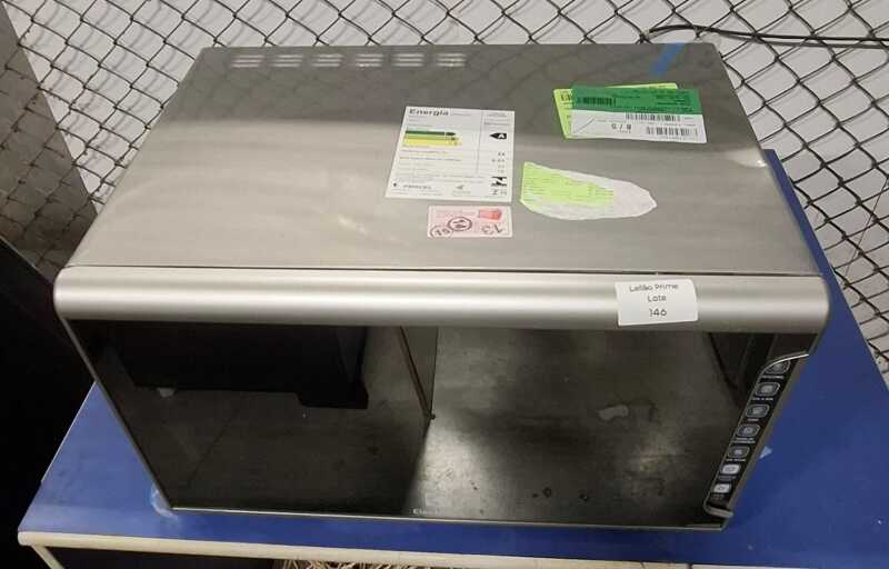 MICRO-ONDAS 31L ELECTROLUX MI41S 110V PRATA.
