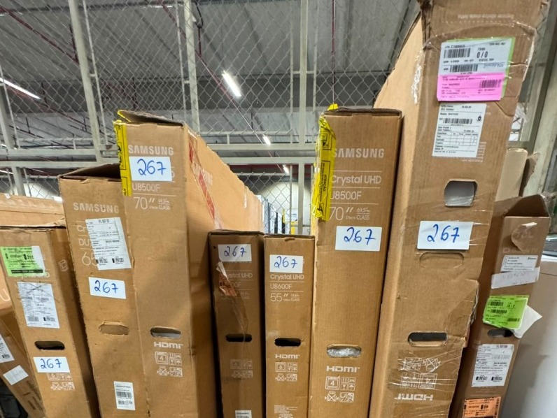 COMBO DE TVS