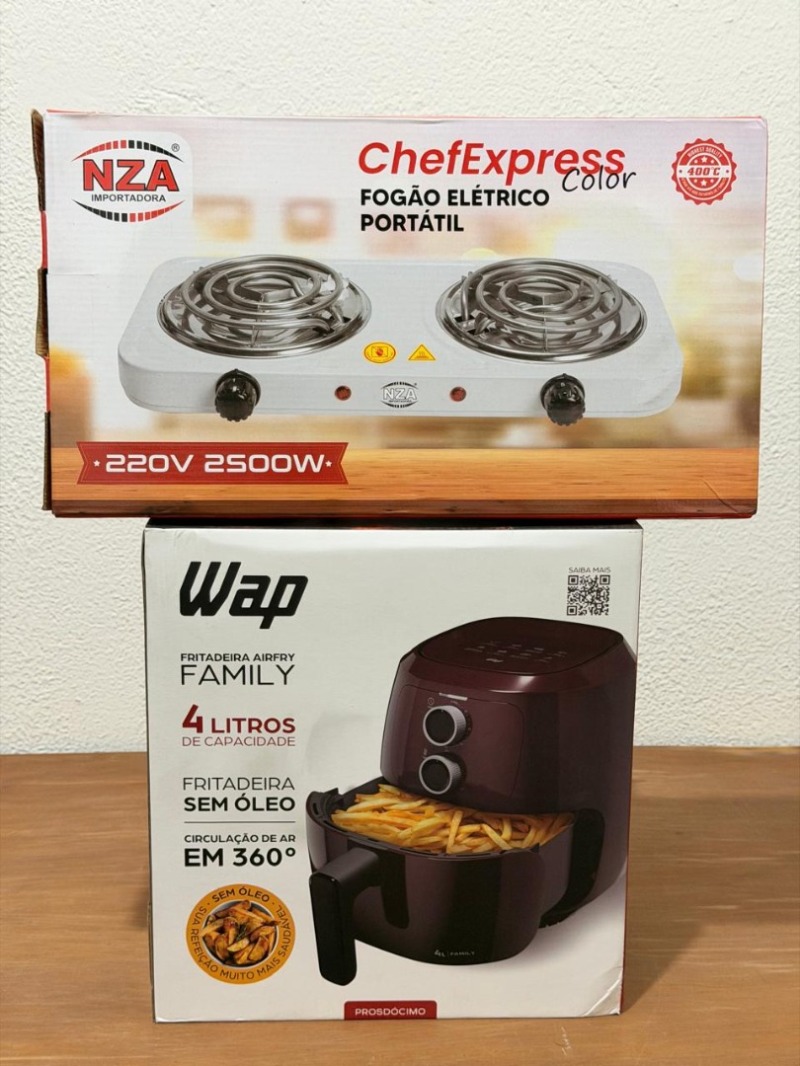Fritadeira Elétrica Sem Óleo WAP Air Fryer 4L 1500W Vemelha 220V + Fogão Fogareiro Elétrico Portátil 2 Bocas 2000w 220v