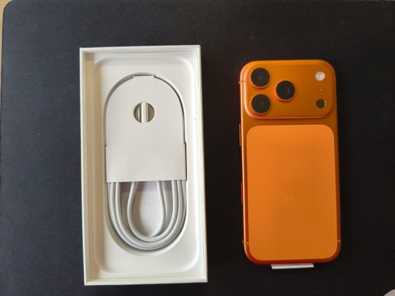 iPhone 17 Pro 1tb - Laranja-cósmico
