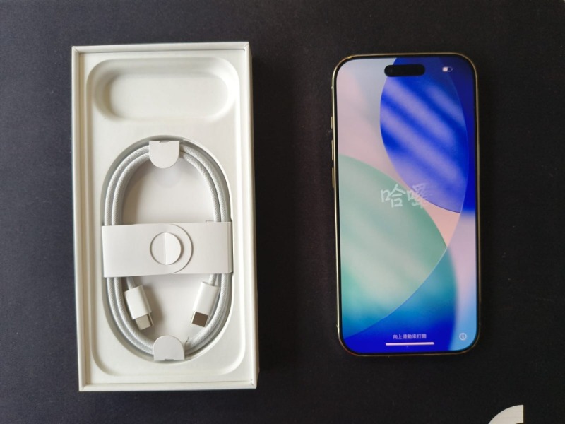 iPhone 17 Air 512 gb - Dourado-claro