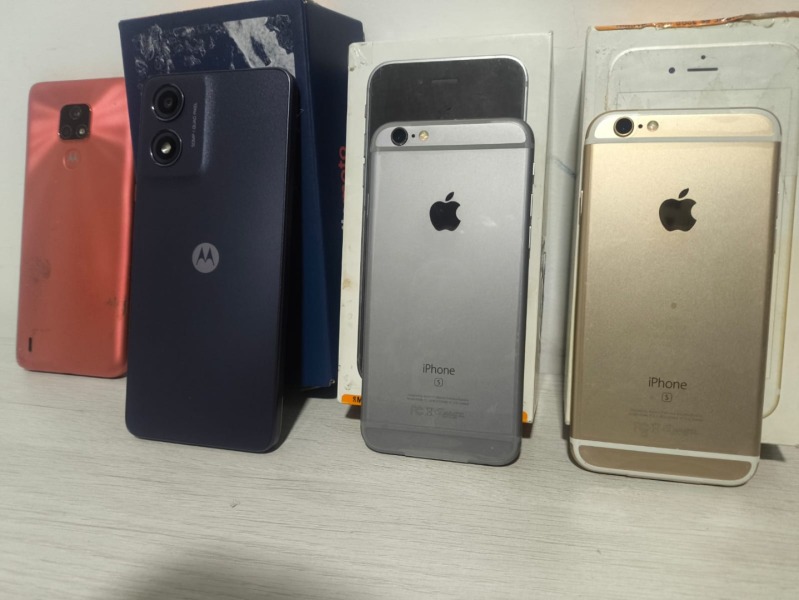 SMARTPHONES - 01 MOTOROLO MOTO G04S 128GB - 01 IPHONE 6S GOLD - 01 IPHONE 6S PRETO - 01 MOTOROLA MOTO E7