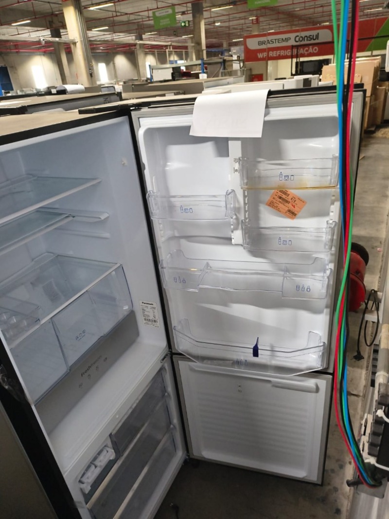 REFRIGERADOR FF 467L PANASONIC BB65B BOTTOM 110V BLK GLS