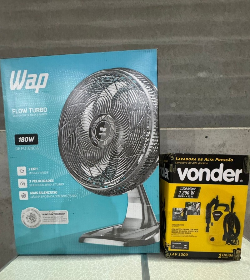 Ventilador WAP Mesa e Parede Flow Turbo Preto 127V 50cm 8 Pas FW009218 + Lavadora de Alta Pressão LAV1300 1200W 1300Psi Vonder