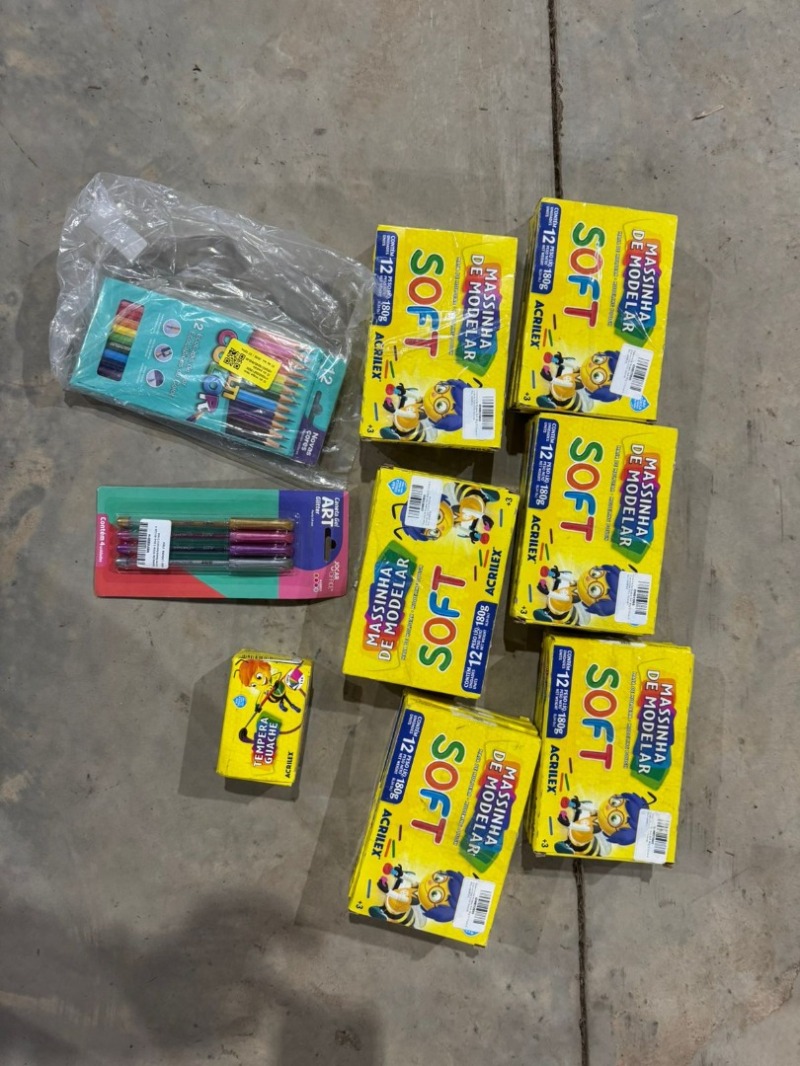 Massinha De Modelar Acrilex Soft 180g 12 Cores Kit 3 Não Tóxica Colorido Massinha De Modelar Acrilex Soft 180g 12 Cores Kit 3 Não Tóxica Colorido Massinha De Modelar Acrilex Soft 180g 12 Cores Kit 3 Não Tóxica Colorido Massinha De Modelar Acrilex Soft 180