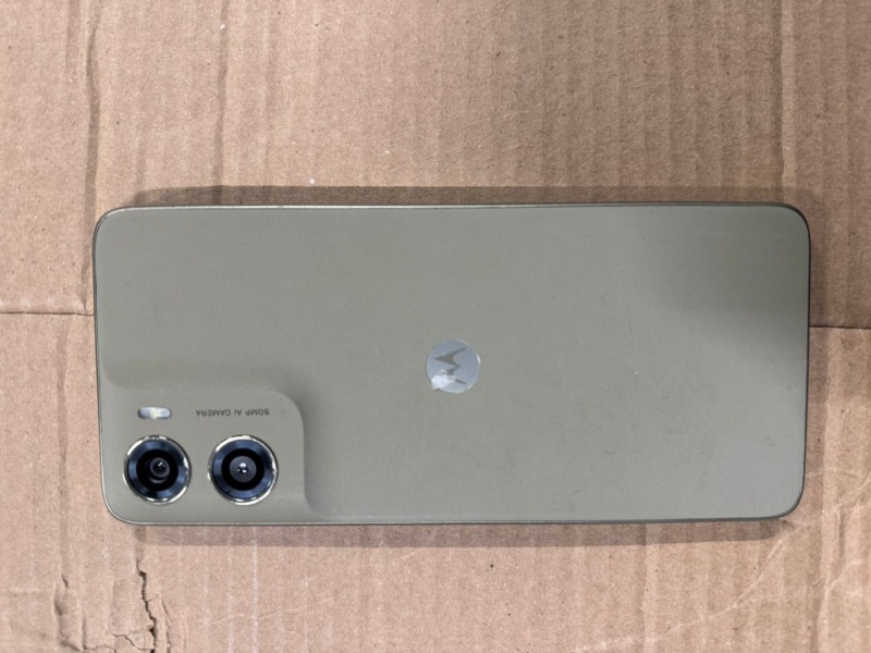 CELULAR. MOTOROLA G06 4/256 XT2535-1 BEGE